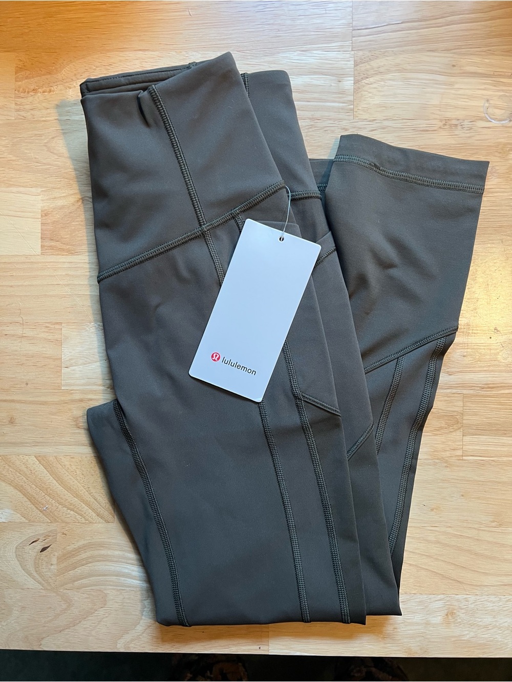 NWT Lululemon All The Right Places 23” Crop leggings